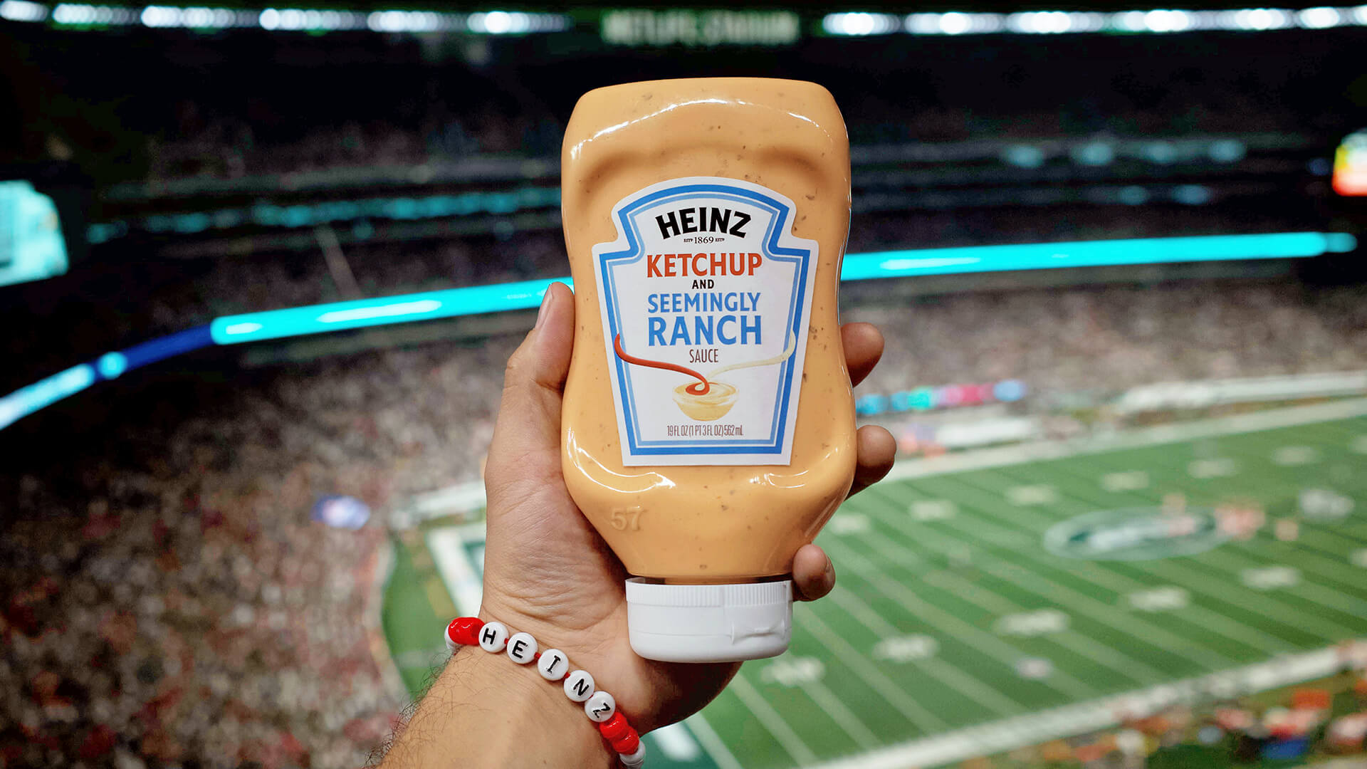 Heinz Ketchup and Seemingly Ranch_Football Game_Taylor Swift_Product